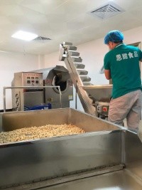 roasting processing and baking red skin peanuts good customer, successful case